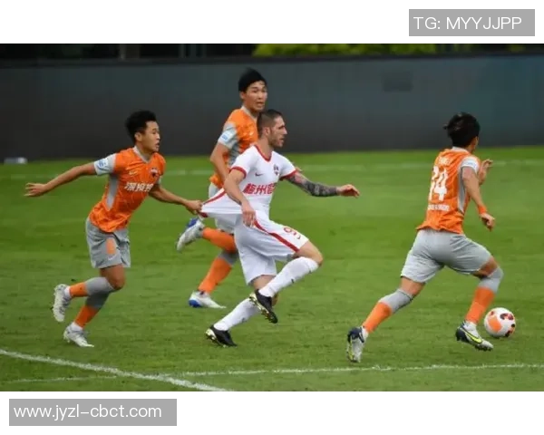 深圳足球队比赛经验分析与提升策略探讨