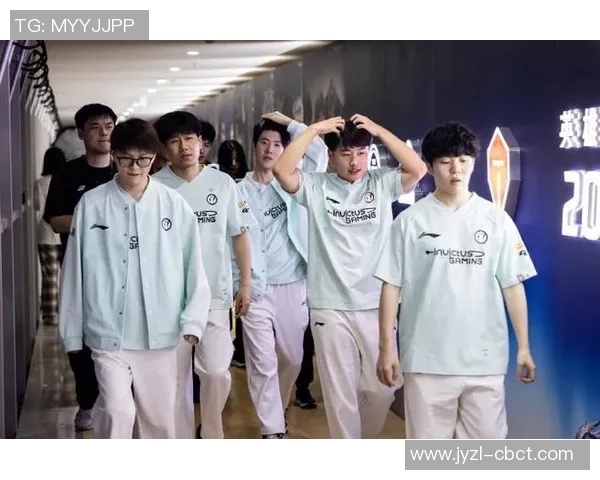 赛后分析：FPX与TES对决中的战术思考与经验总结