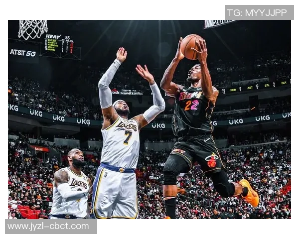 06年湖人与热火的巅峰对决回顾与精彩瞬间分析