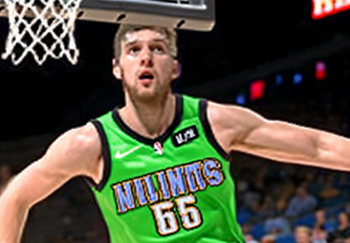 2018年NBA总决赛骑士对勇士精彩比赛录像回顾与分析